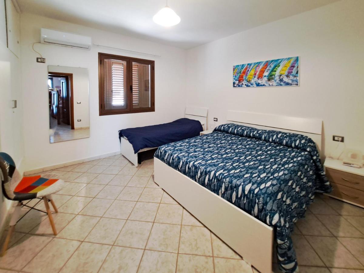 Appartamento Trilocale Vicino Al Centro Di San Teodoro San Teodoro  Exterior photo